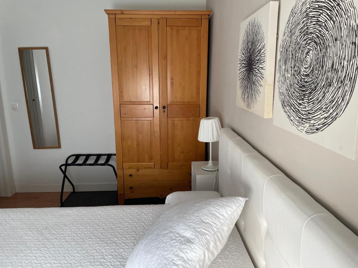 Apartamento La Mezquita-Catedral กอร์โดบา ภายนอก รูปภาพ